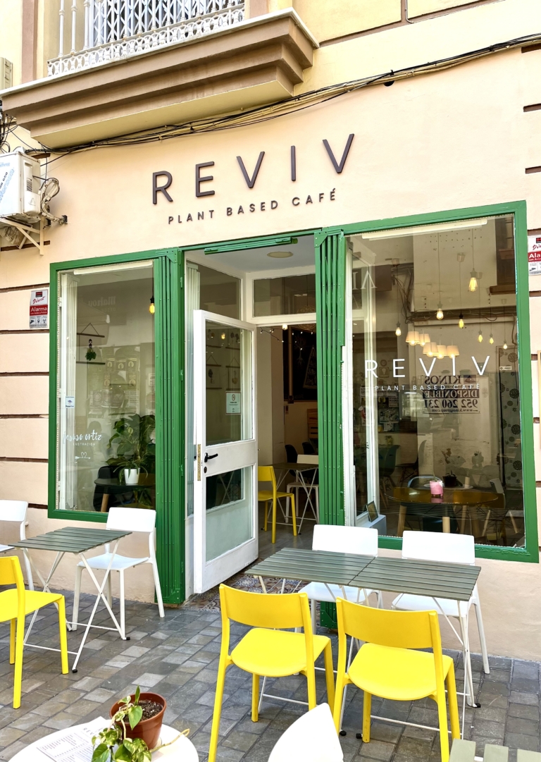 Img REVIV Malaga 2 768x1081